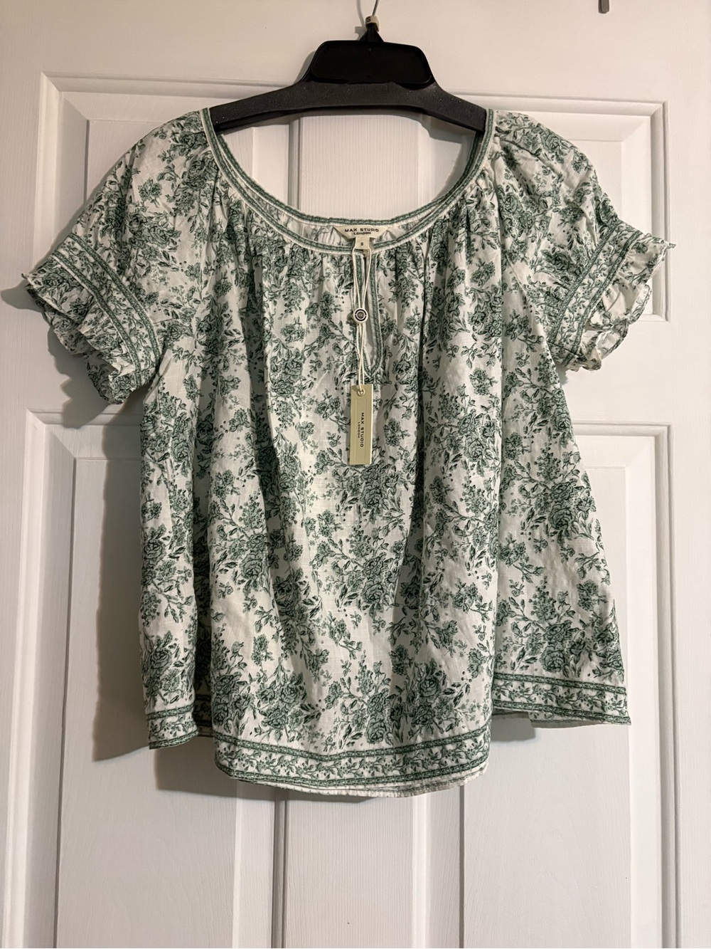 Max Studio Green and White Floral Peasant Blouse